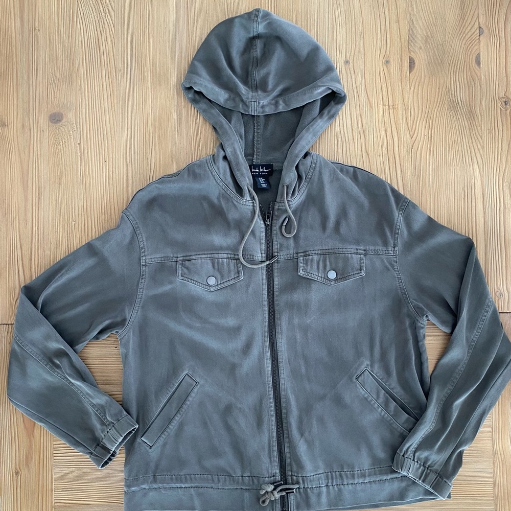 Nicole Miller Gray Lightweight Hooded Jacket size medium